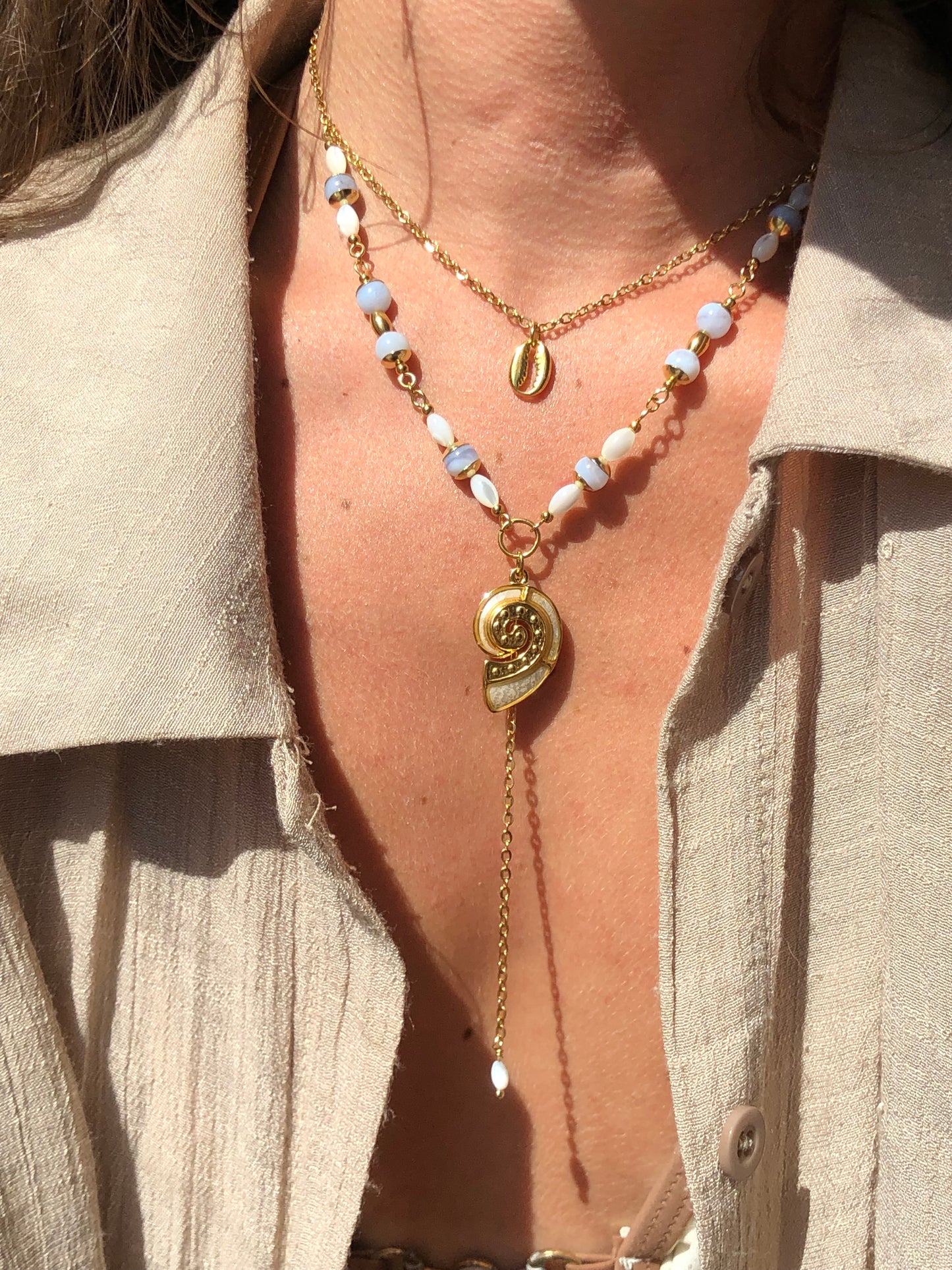 Colliers thème Océan, Calcédoine bleue & perles nacrées