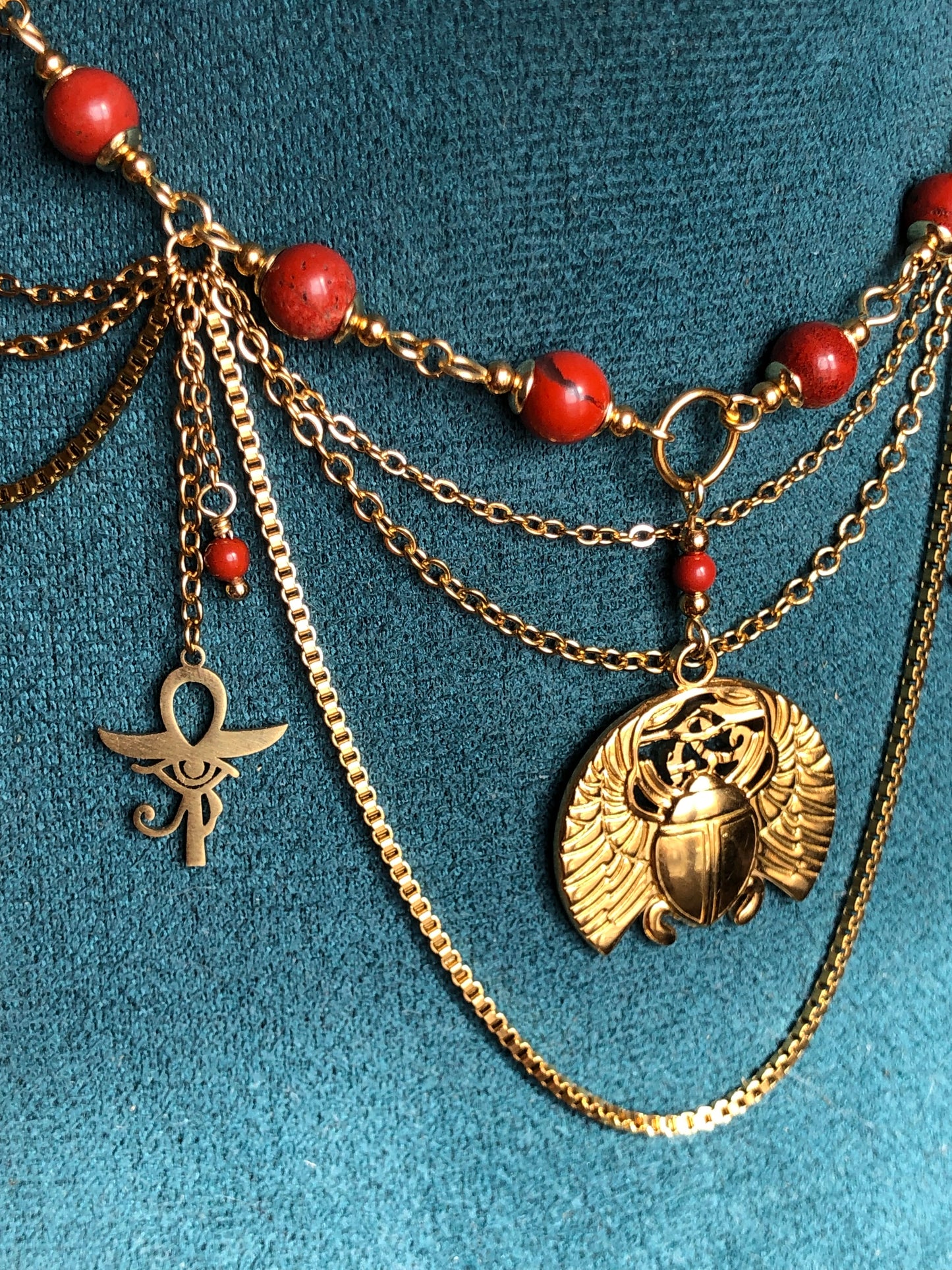 Collier « Khepri » Jaspe rouge