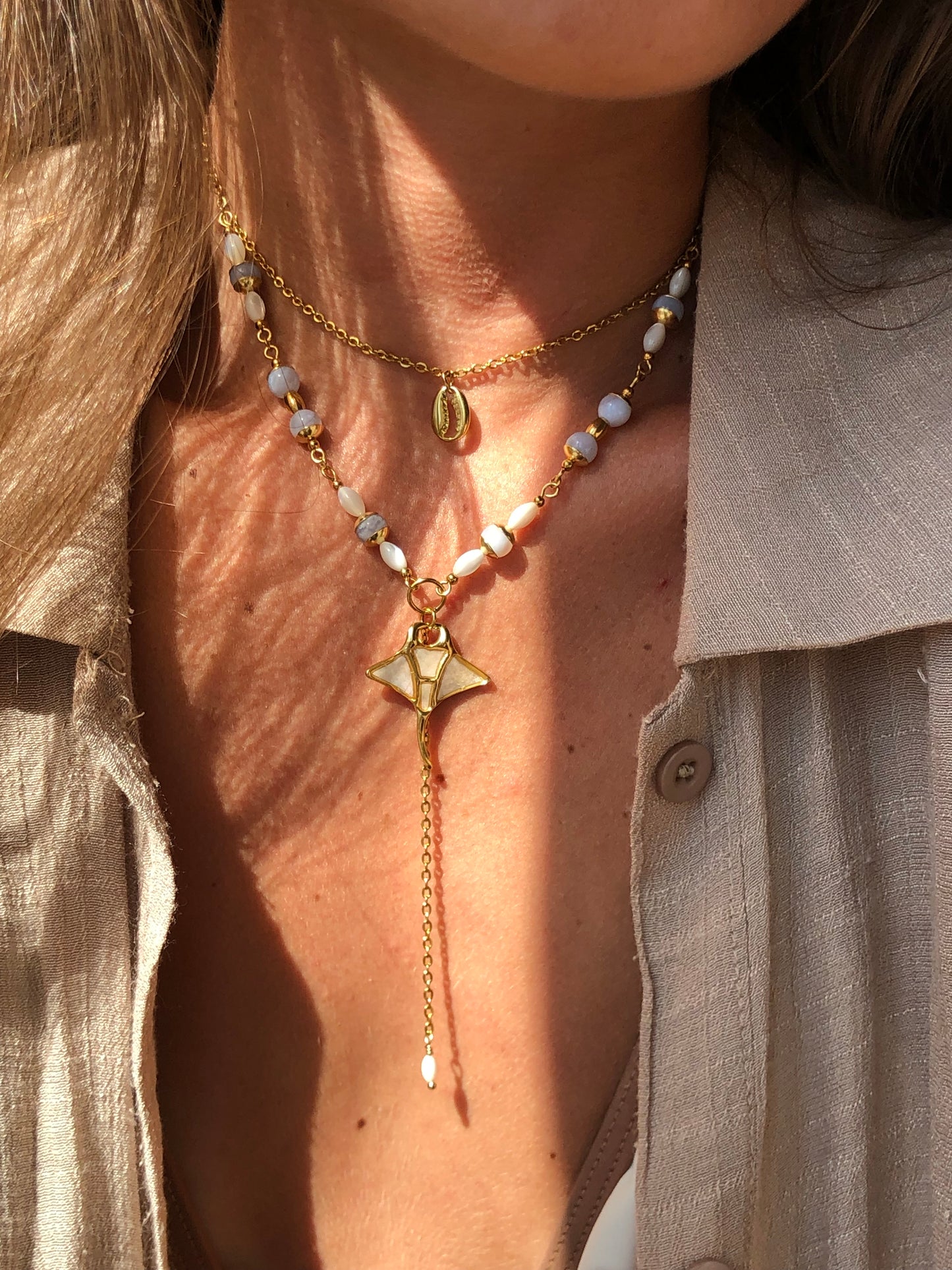 Colliers thème Océan, Calcédoine bleue & perles nacrées