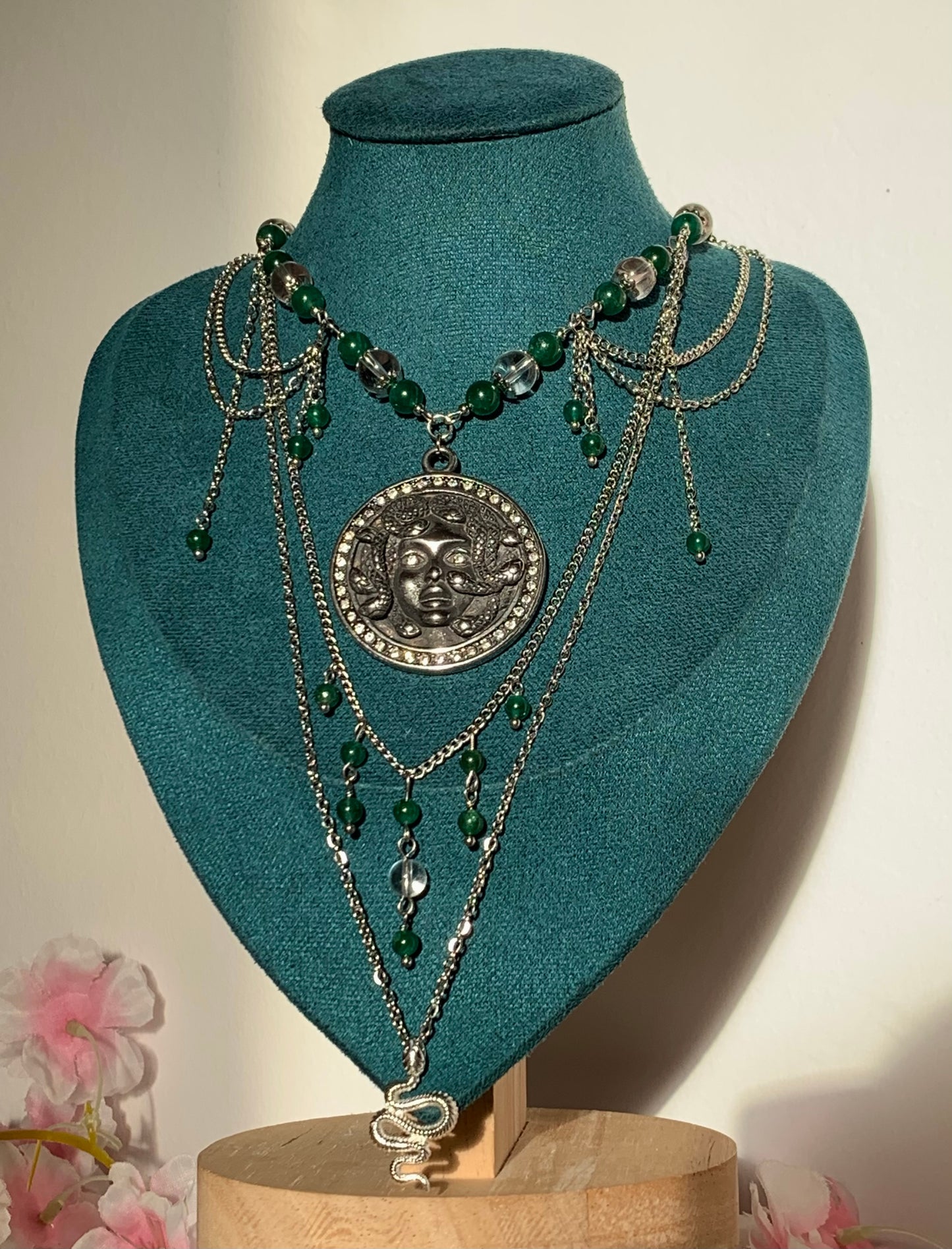 Collier « Médusa » Doré ou Argenté, Aventurine verte étoilée & Cristal de roche