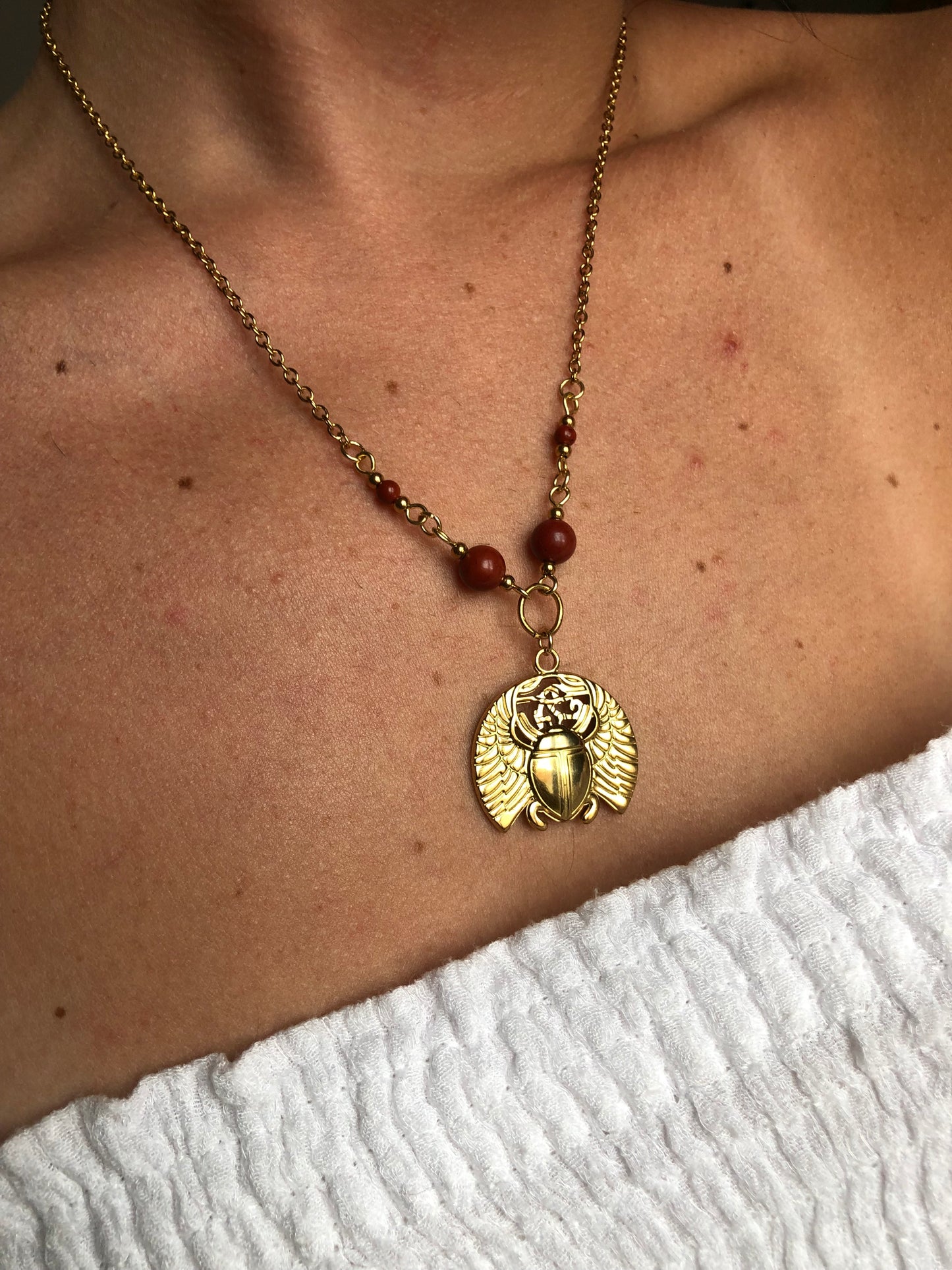 Collier « Kehpri » Jaspe rouge