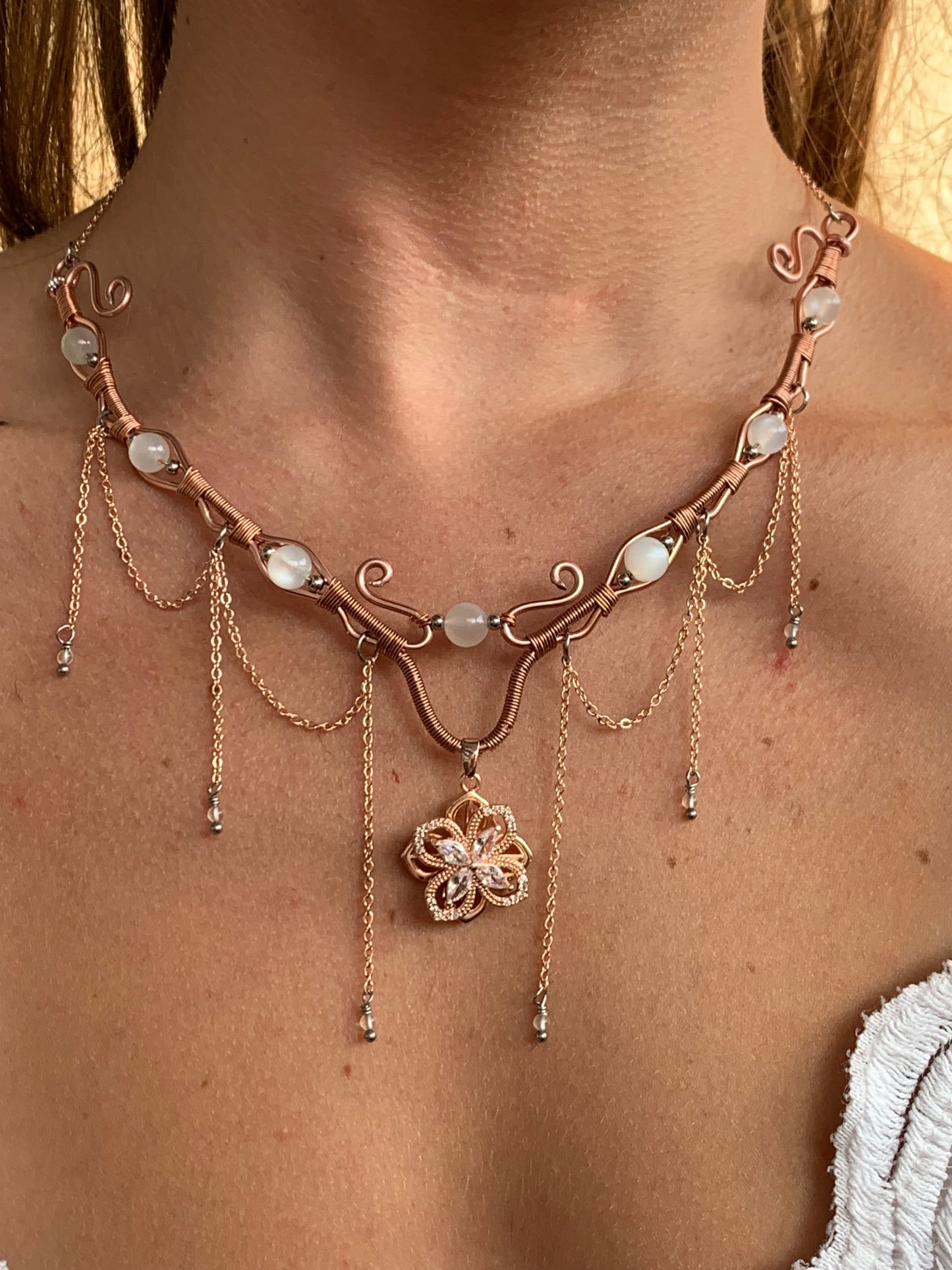 Collier « Anastasia » rose Gold/argenté, pierre de Lune & cristal de roche