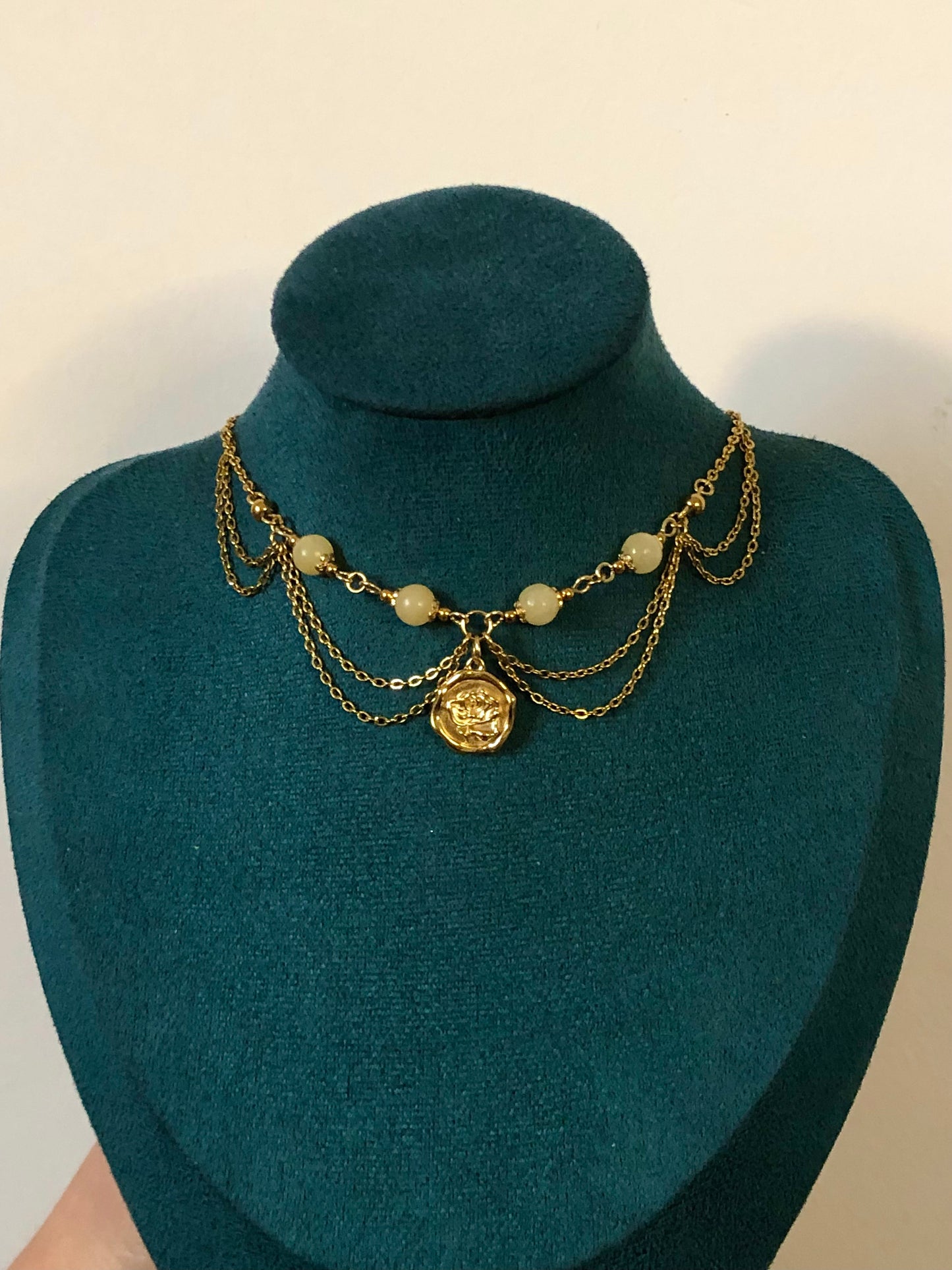Collier « Belle » Jade jaune