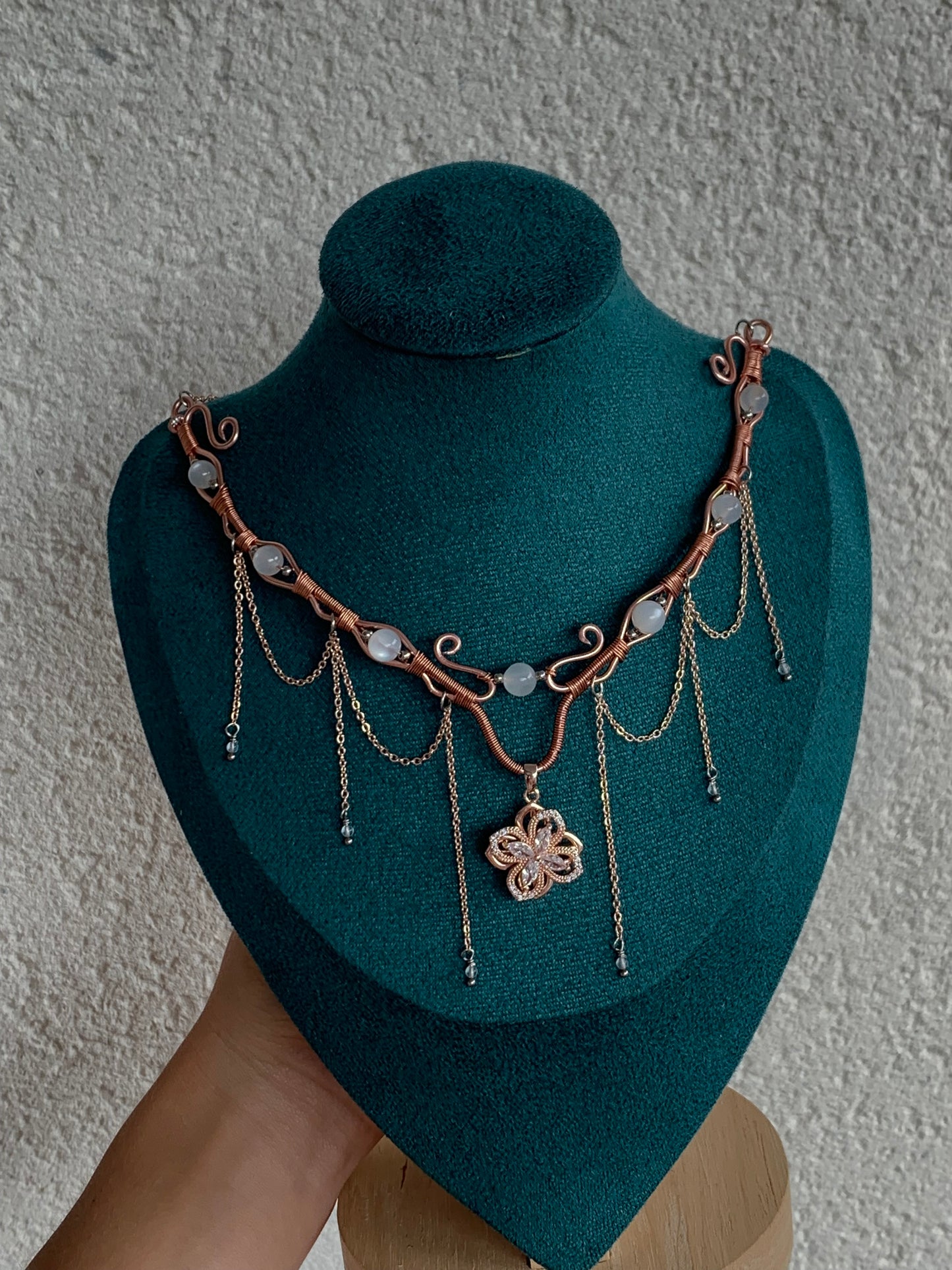 Collier « Anastasia » rose Gold/argenté, pierre de Lune & cristal de roche