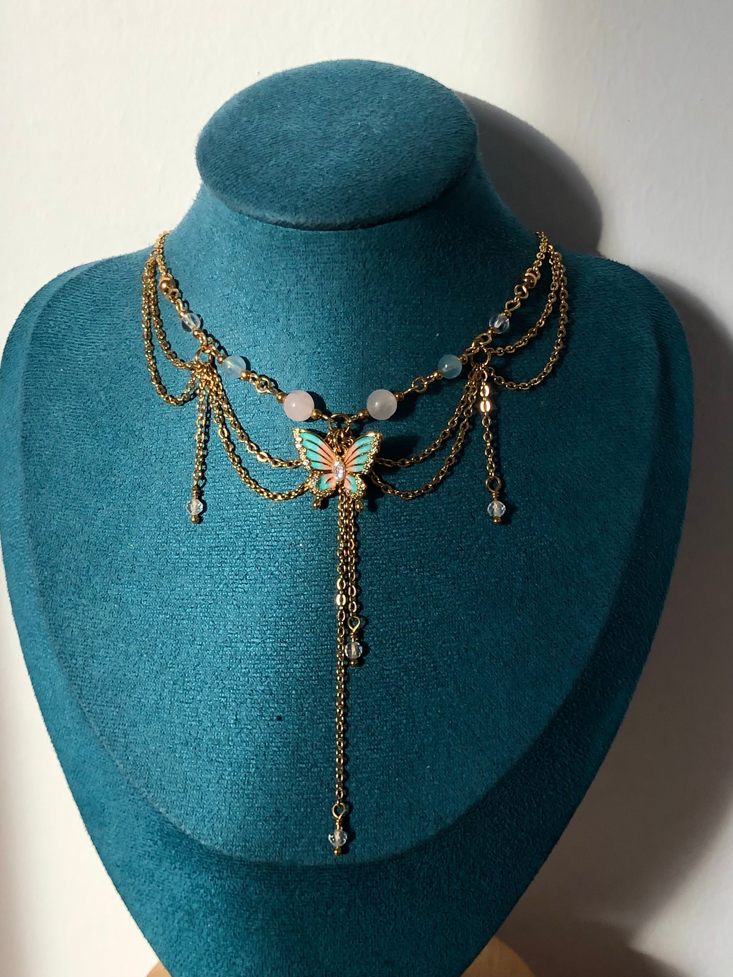 Collier « Mariposa » Quartz rose, aigue-marine & cristal de roche