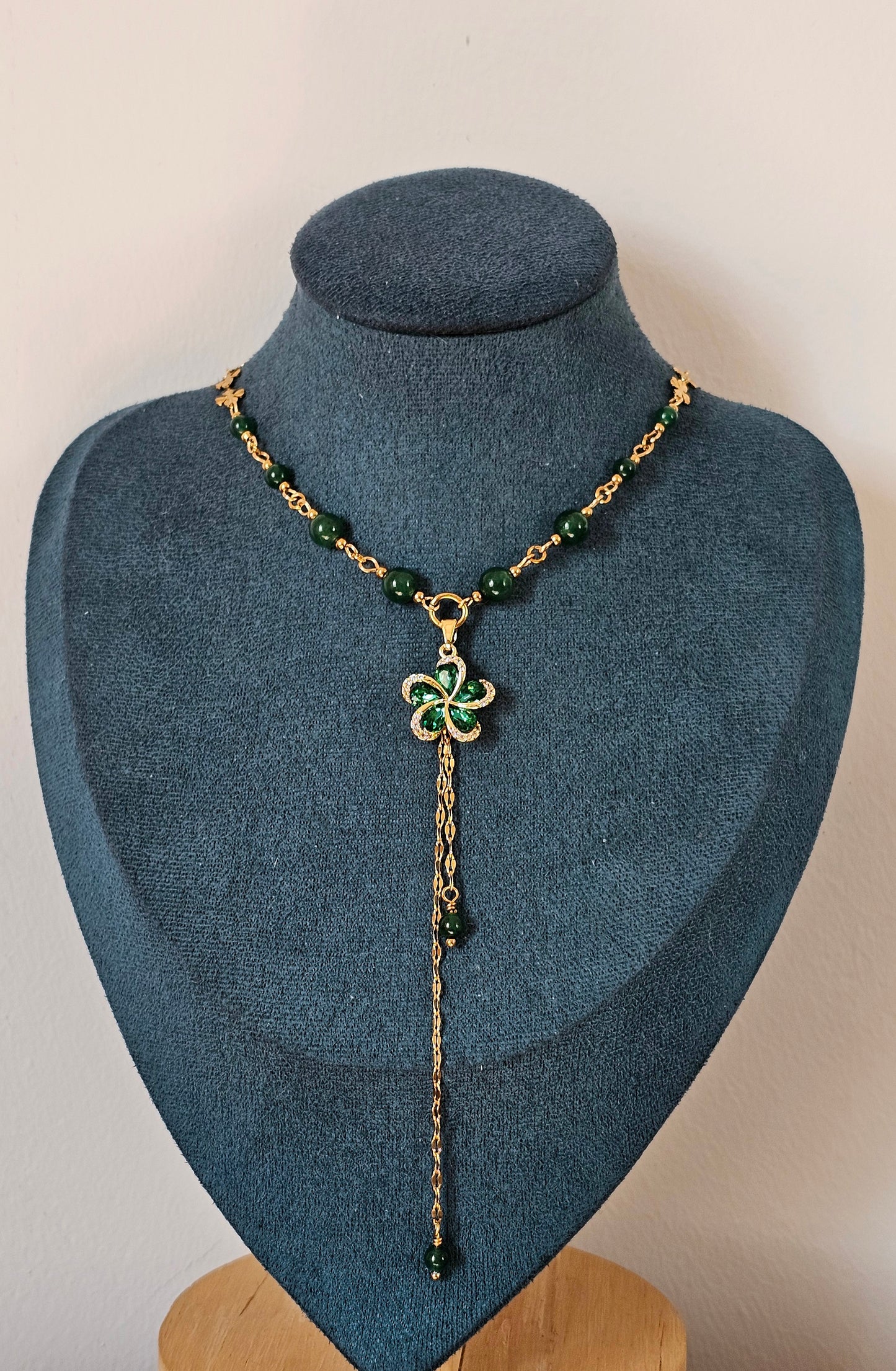 Collier "Juliane" Aventurine verte étoilée