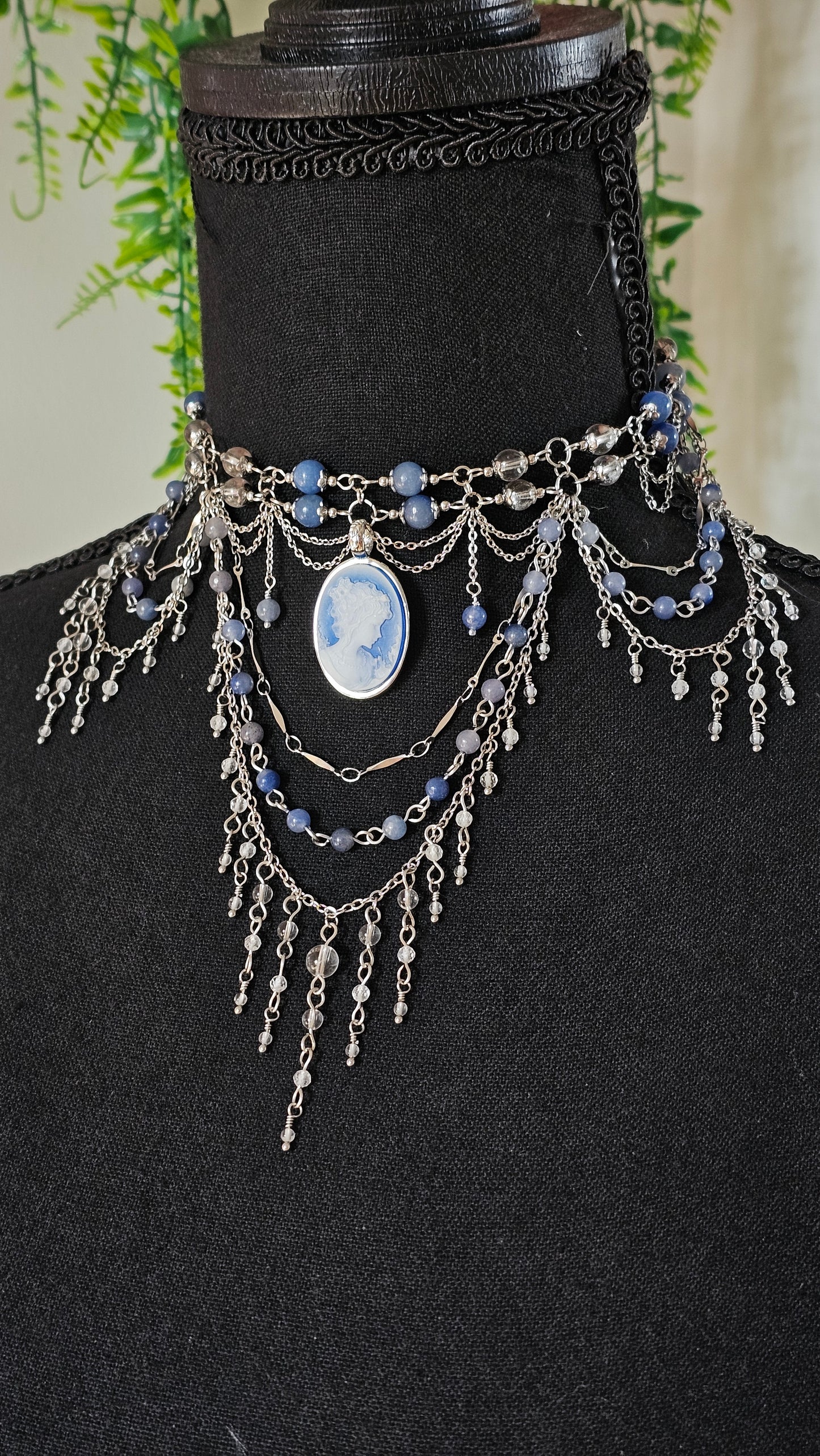 Collier « Anne » Aventurine bleue & Cristal de roche